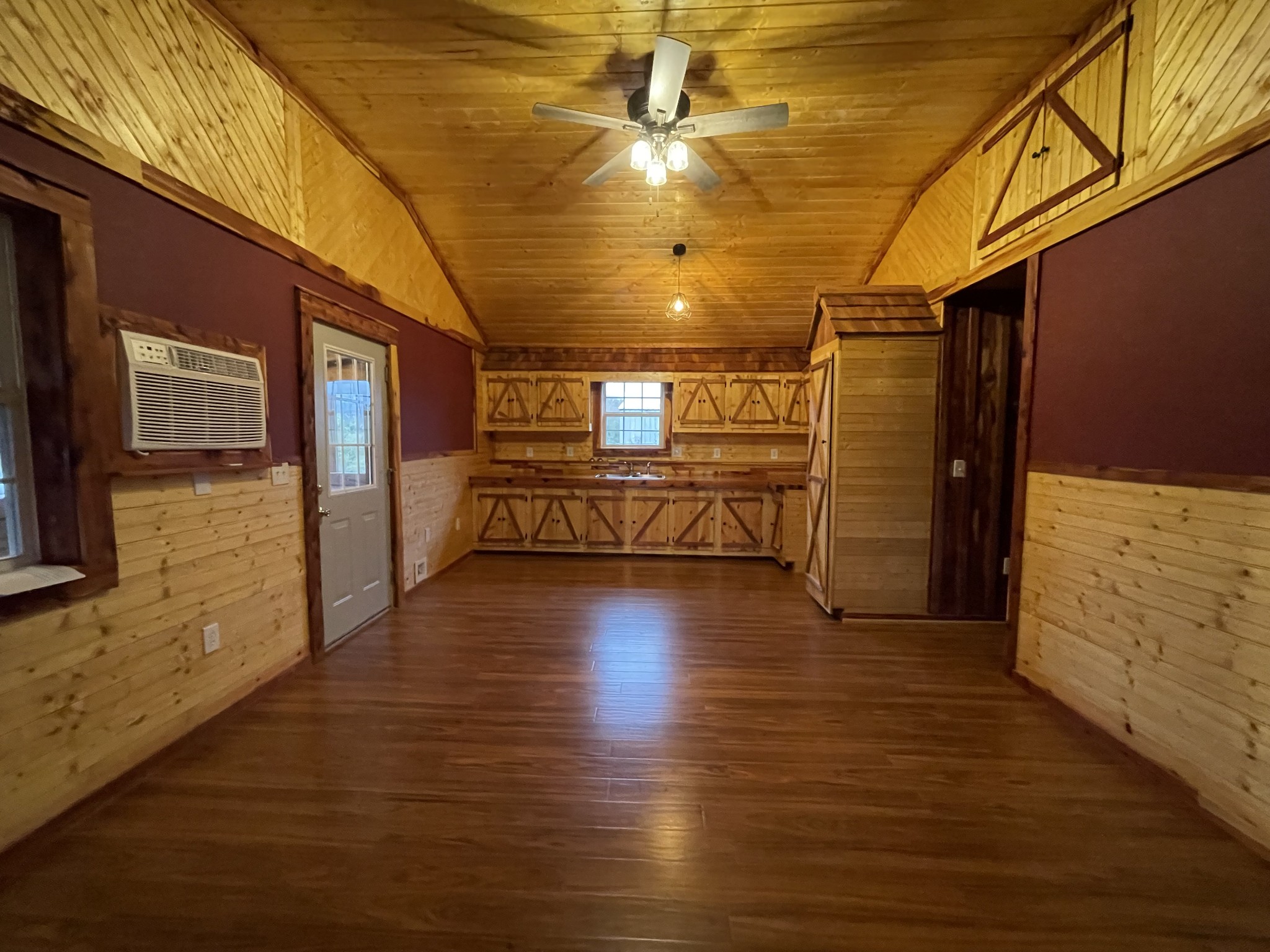 3137 Oak Grove Road Red Boiling Springs, TN 37150 - Photo 4 of 9