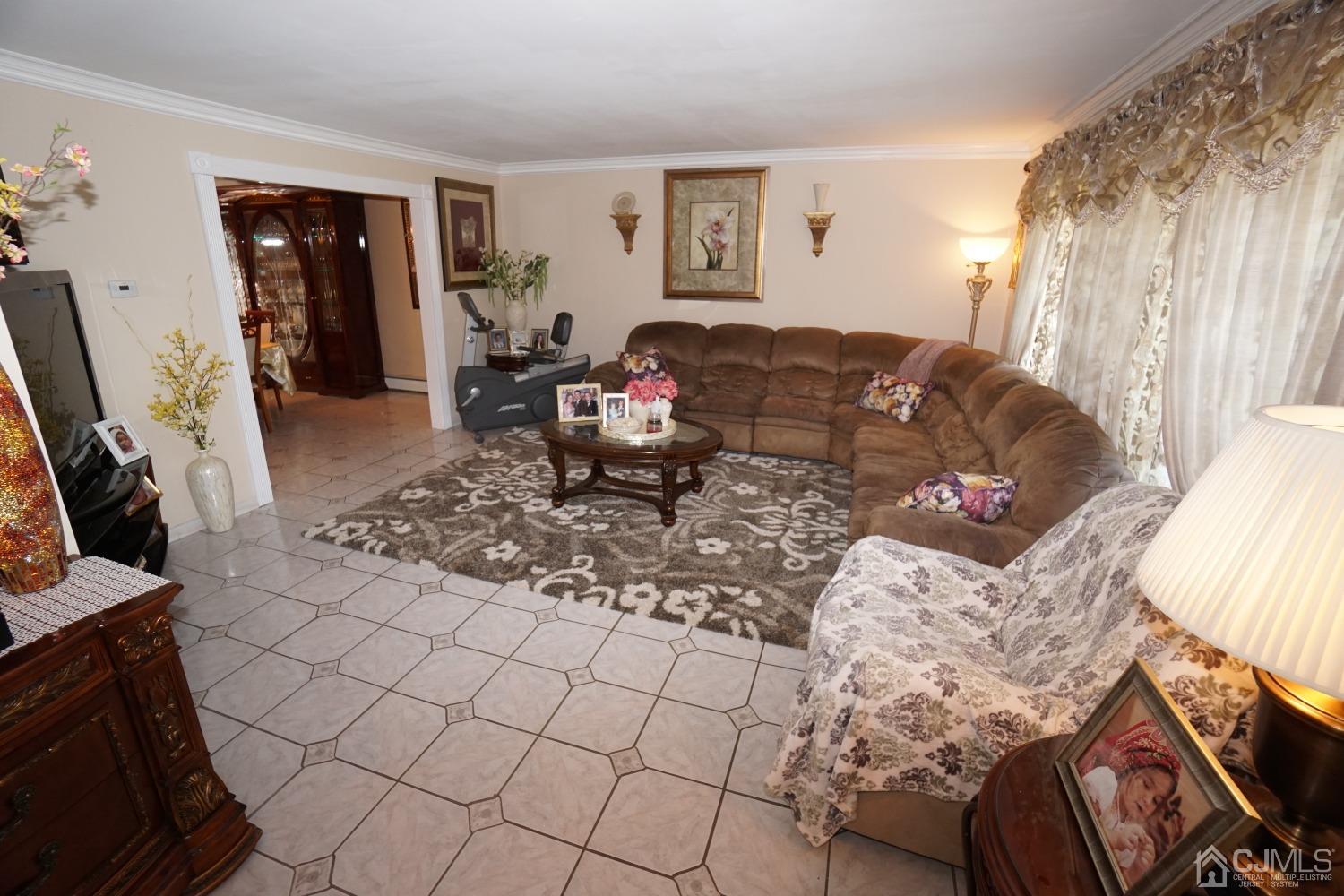 77 Inwood Avenue Colonia, NJ 07067 - Photo 4 of 37 a living room with furniture
