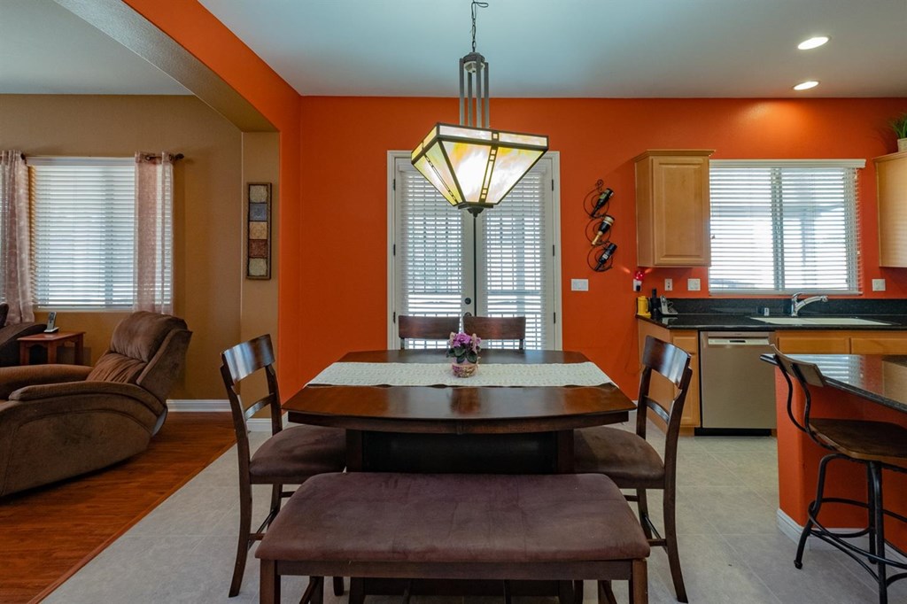 12904 Hyperion Lane Apple Valley, CA 92308 - Photo 17 of 50