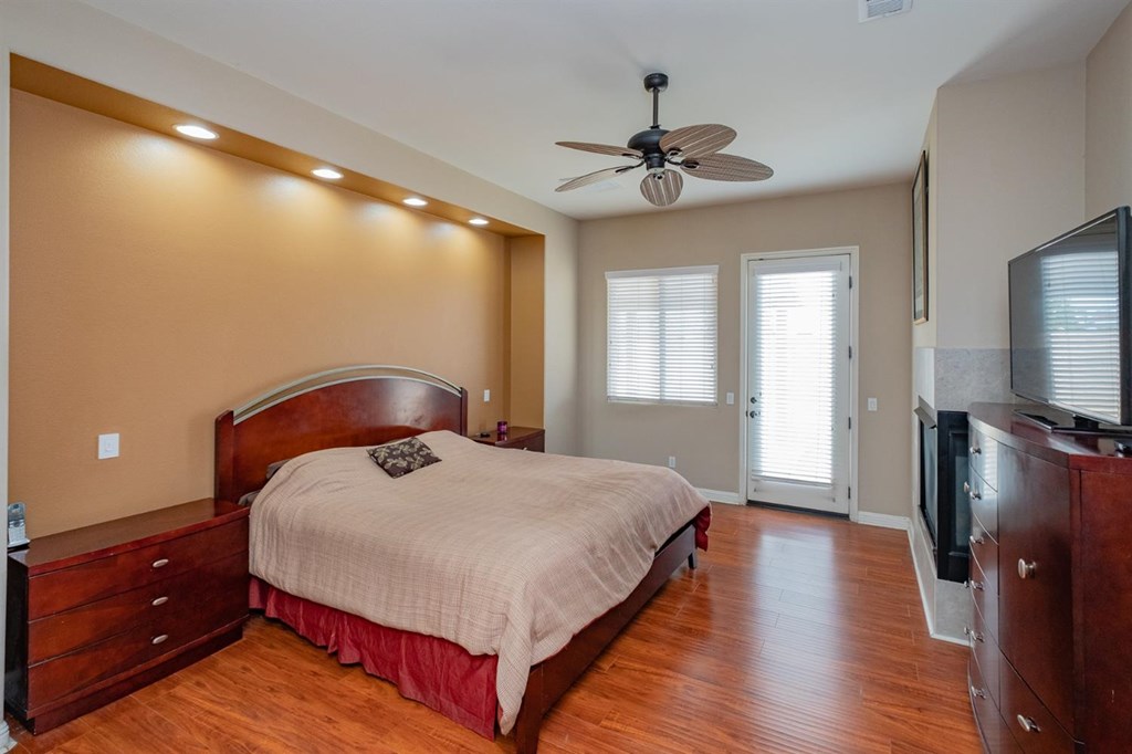 12904 Hyperion Lane Apple Valley, CA 92308 - Photo 37 of 50