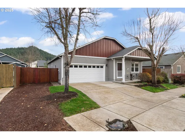 $484,000 | 1839 South 57th Street, Springfield, OR 97478