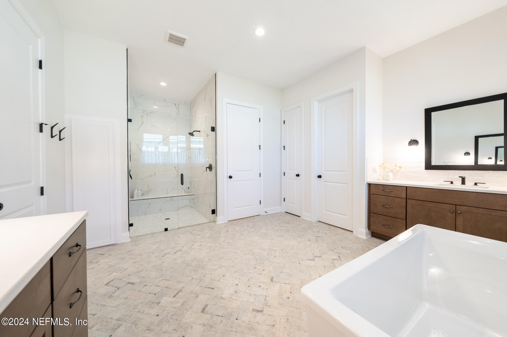 88 Awlleaf Court St. Augustine, FL 32095 - Photo 39 of 107 Primary Bath