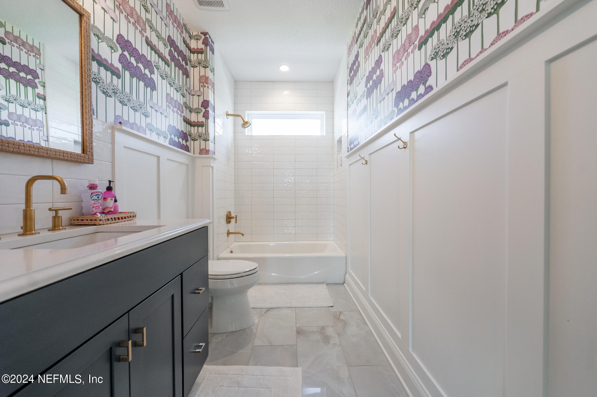 88 Awlleaf Court St. Augustine, FL 32095 - Photo 59 of 107 a bathroom with a double vanity sink toilet and shower