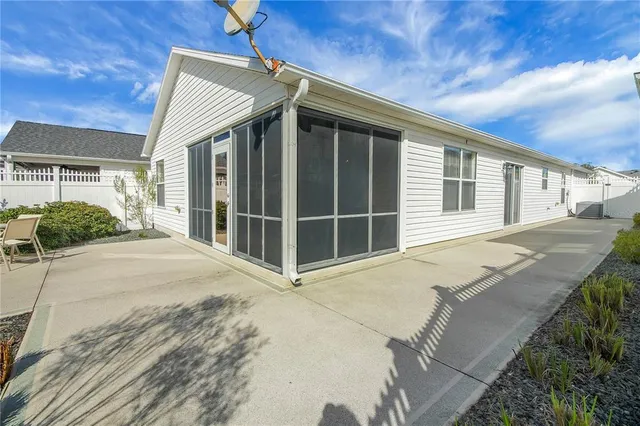 $339,900 | 438 Grovewood Place, The Villages, FL 32162