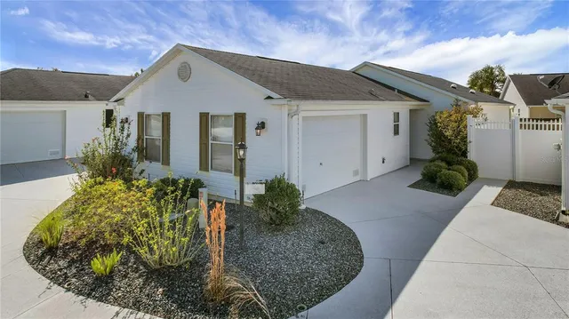 $339,900 | 438 Grovewood Place, The Villages, FL 32162