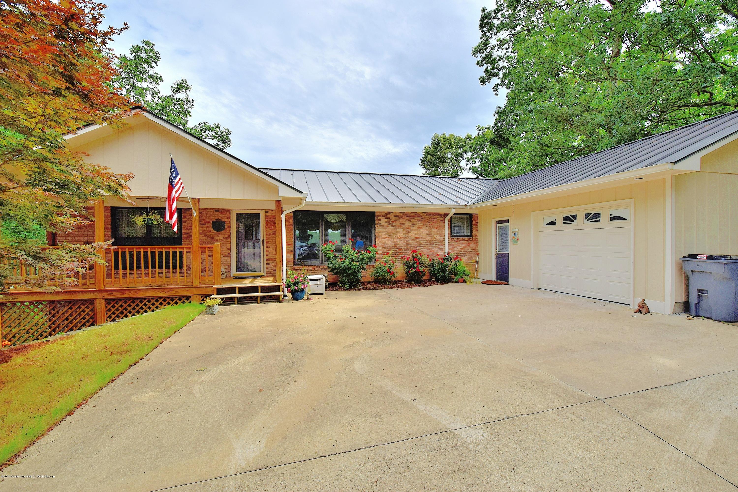 634 Cir M Sub Road Jasper, AL 35504 - Photo 2 of 20 Gallery Image 2