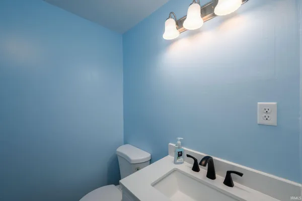 $94,900 | 2927 Westbrook Drive, Unit B218, Fort Wayne, IN 46805