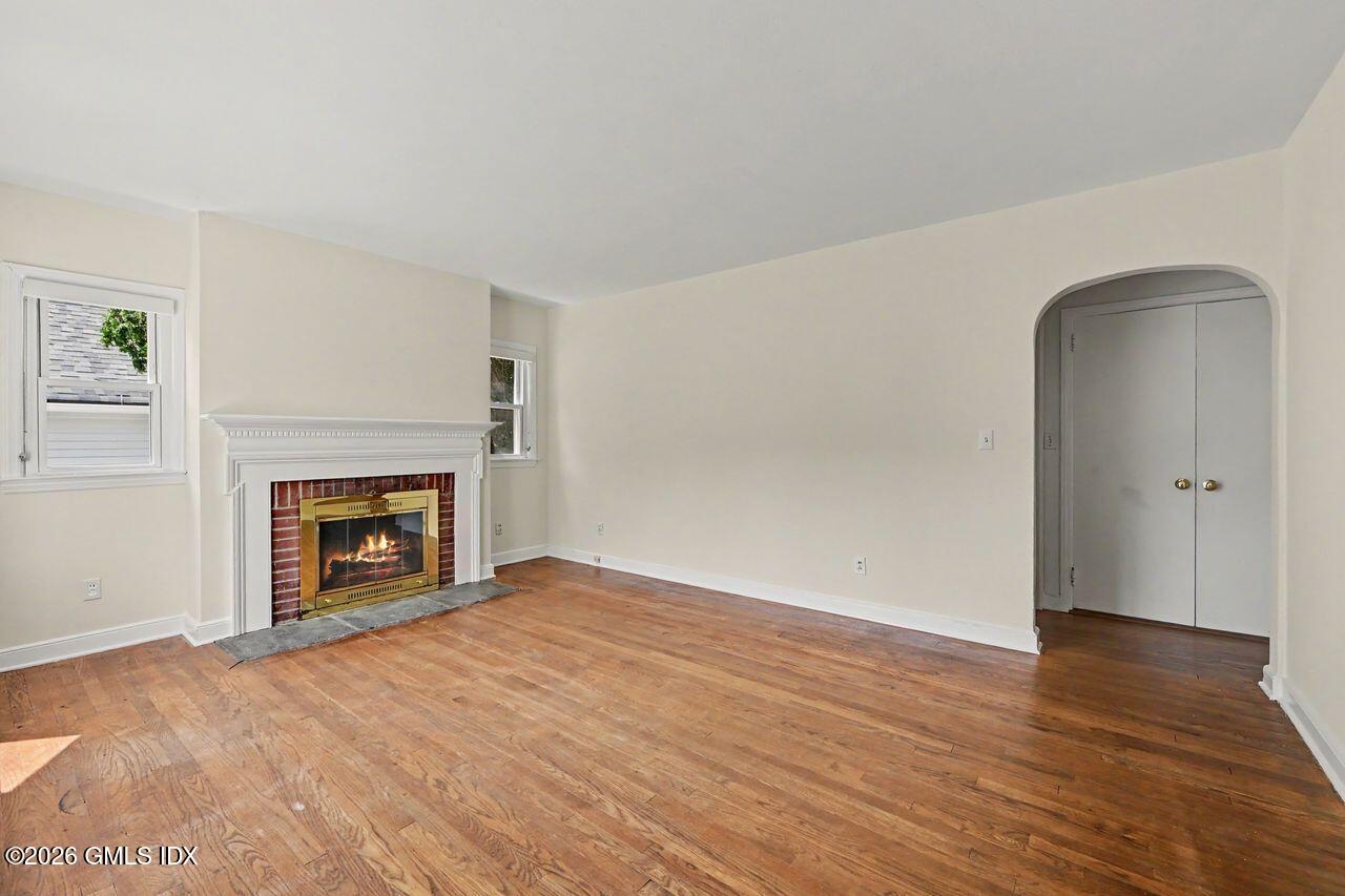 4 Hassake Road Old Greenwich, CT 06870 - Photo 3 of 23 21