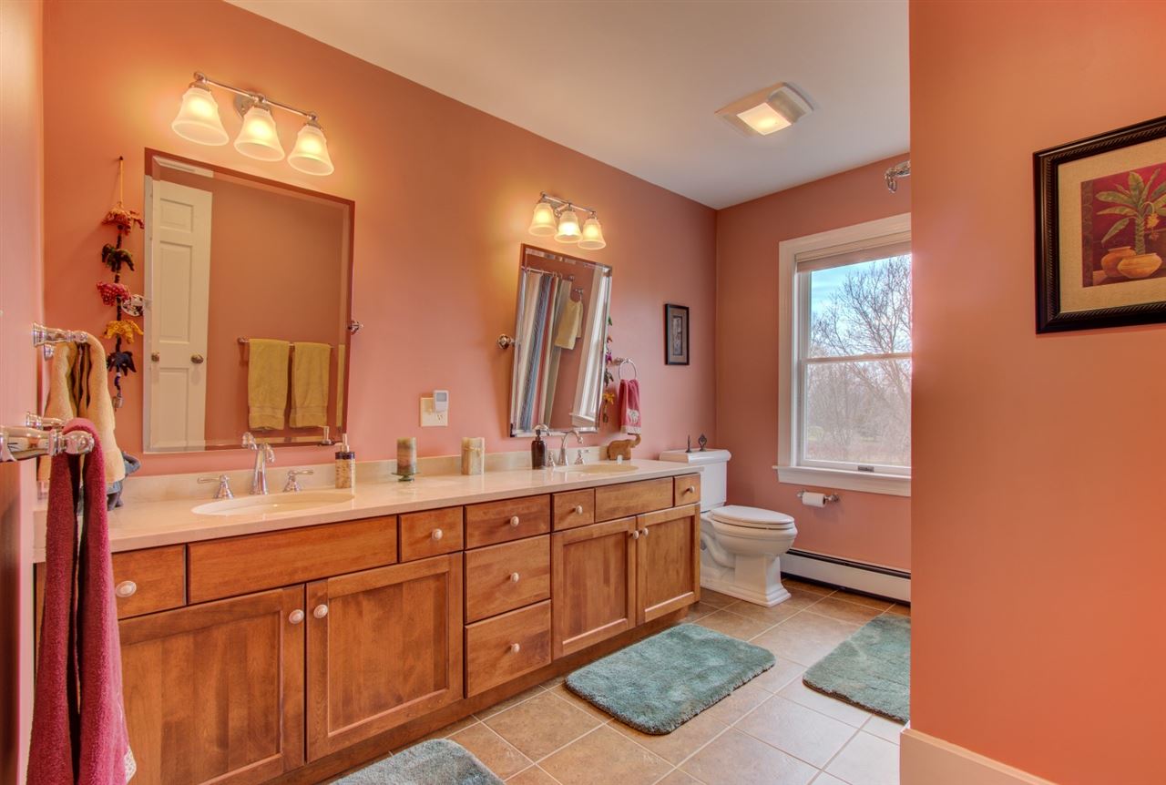 187 Exeter Road Hampton Falls, NH 03844 - Photo 23 of 26