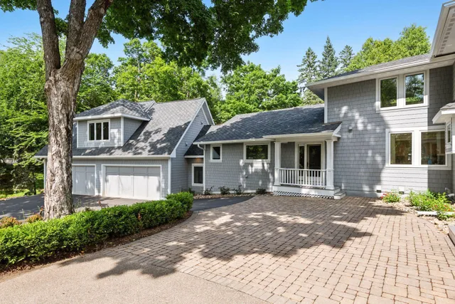 $6,900,000 | 2462 Lafayette Road, Minnetonka Beach, MN 55391
