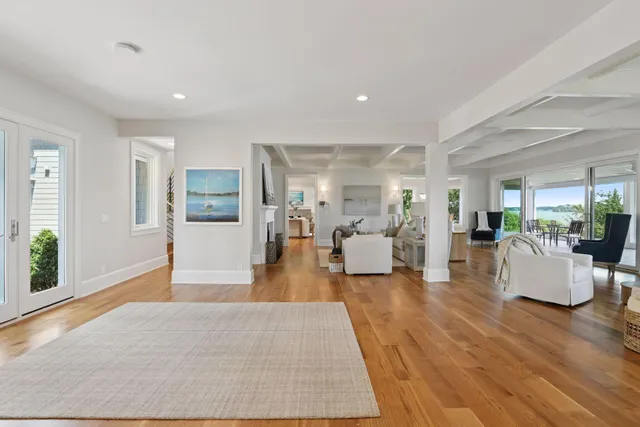 $6,900,000 | 2462 Lafayette Road, Minnetonka Beach, MN 55391