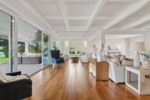 $6,900,000 | 2462 Lafayette Road, Minnetonka Beach, MN 55391