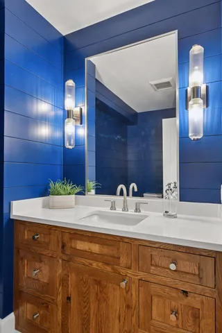 $6,900,000 | 2462 Lafayette Road, Minnetonka Beach, MN 55391