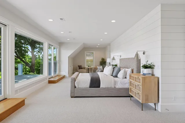 $6,900,000 | 2462 Lafayette Road, Minnetonka Beach, MN 55391