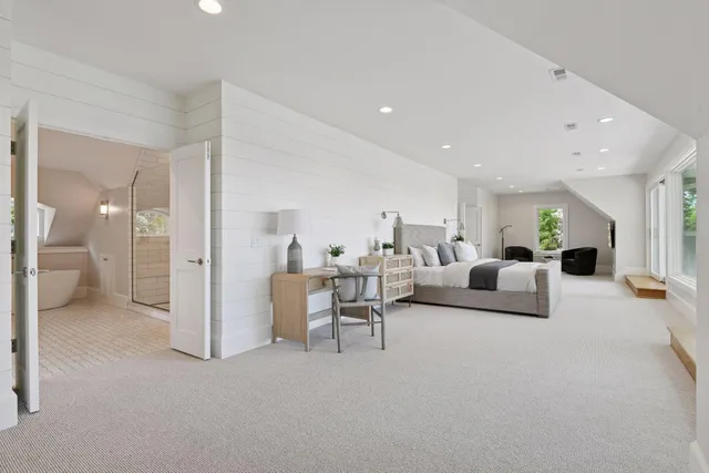 $6,900,000 | 2462 Lafayette Road, Minnetonka Beach, MN 55391