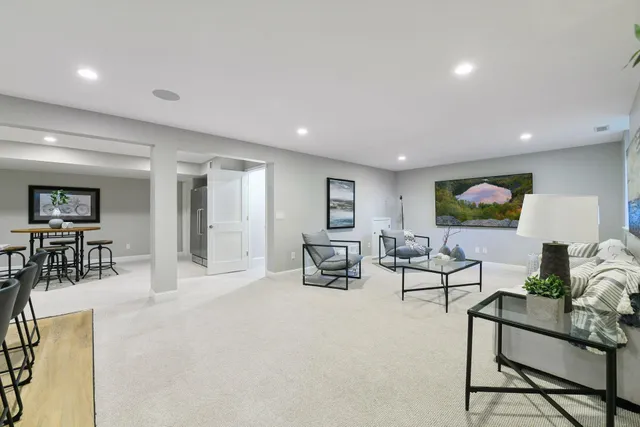 $6,900,000 | 2462 Lafayette Road, Minnetonka Beach, MN 55391