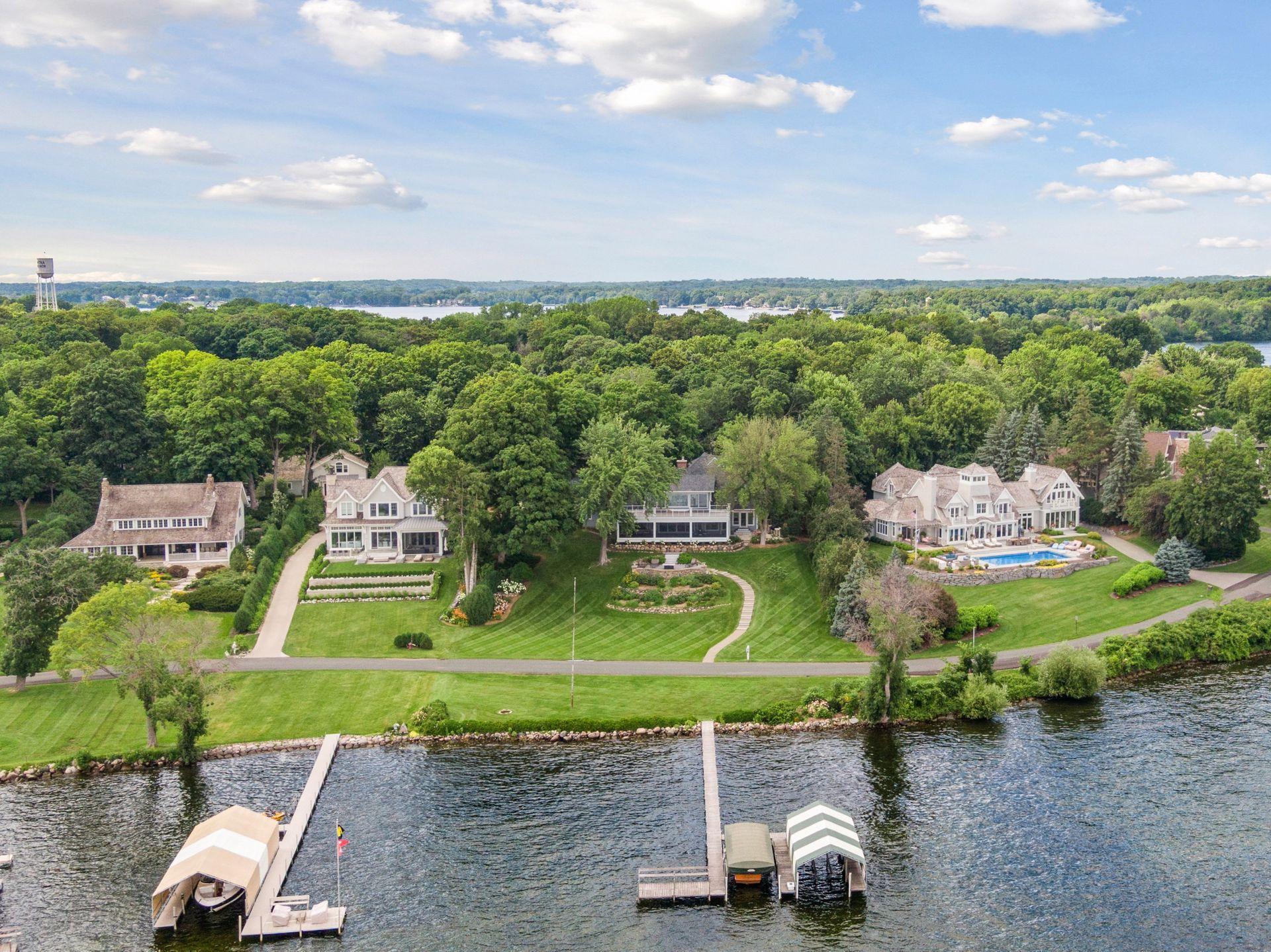 2462 Lafayette Road Minnetonka Beach, MN 55391 - Photo 10 of 115