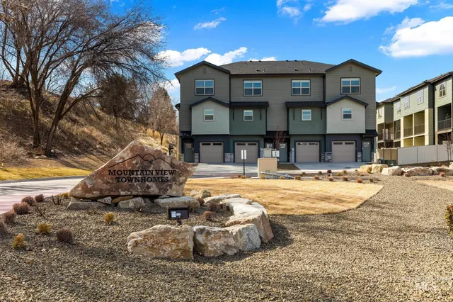 $439,000 | 7439 West Swain Lane, Garden City, ID 83714