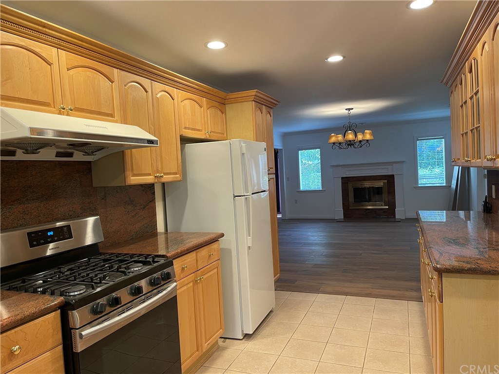 500 Martos Drive South Pasadena, CA 91030 - Photo 8 of 19