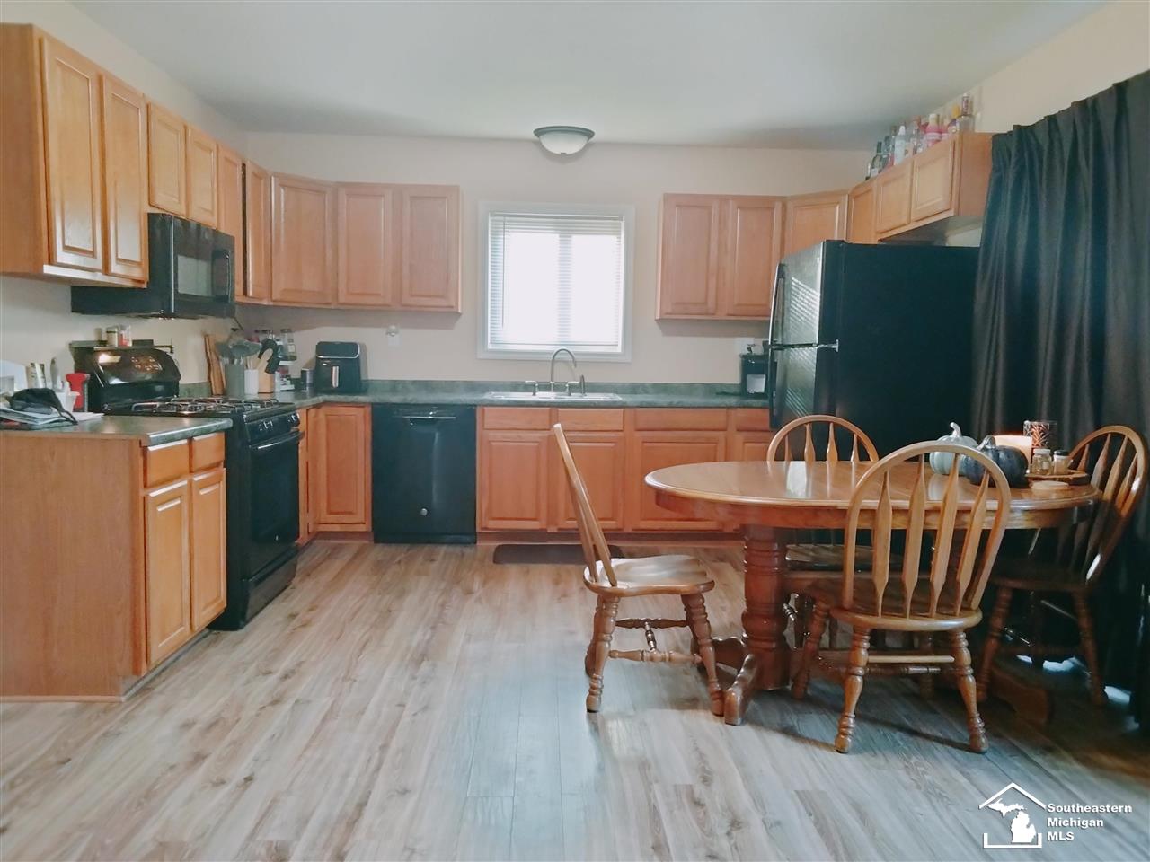 4791 Sycamore Road Newport, MI 48166 - Photo 5 of 15 50058580-4.JPG