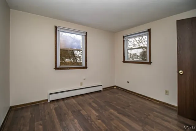 $249,900 | 7348 Farmstead Road, Clay, NY 13088