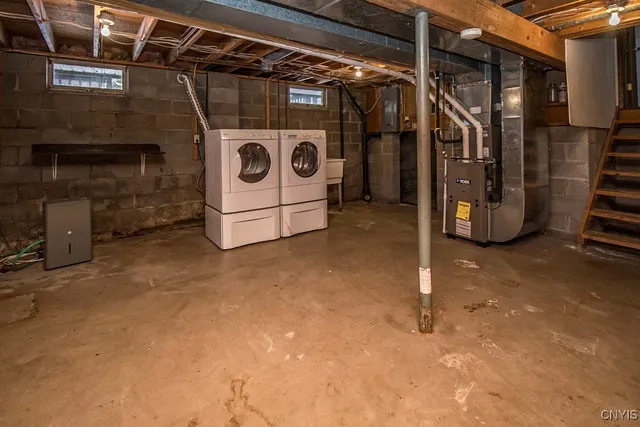 $249,900 | 7348 Farmstead Road, Clay, NY 13088