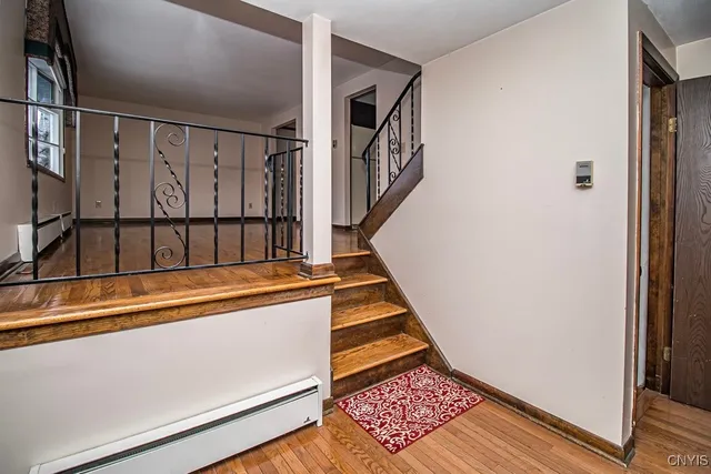 $249,900 | 7348 Farmstead Road, Clay, NY 13088