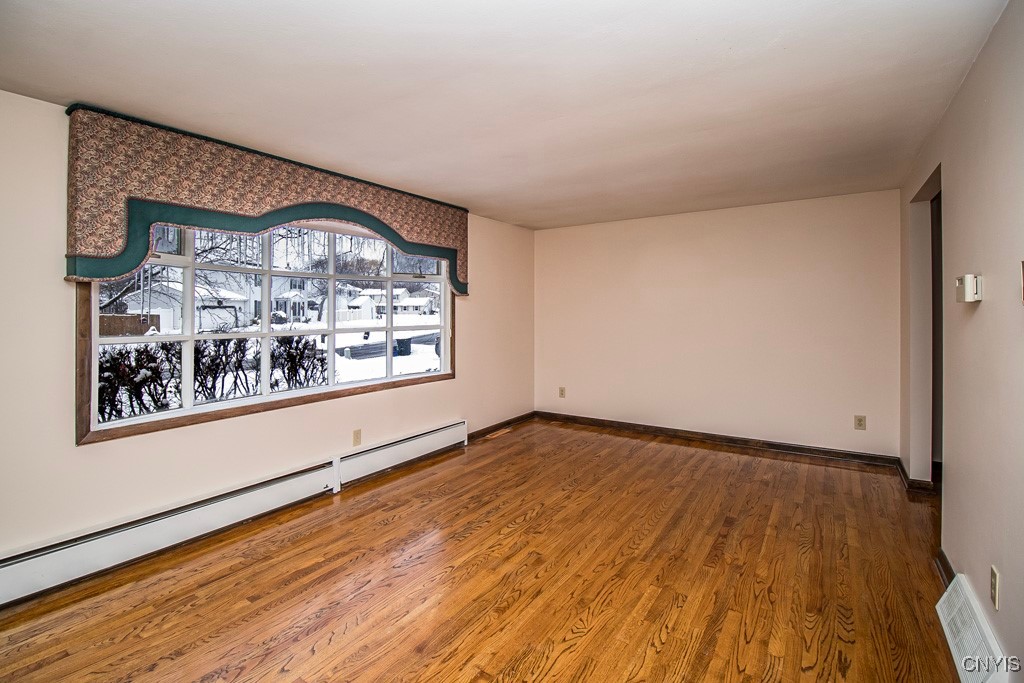7348 Farmstead Road Clay, NY 13088 - Photo 7 of 38 Gallery Image 7