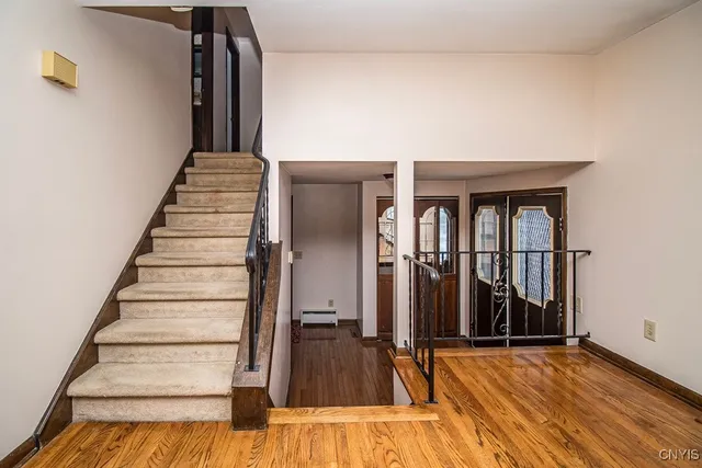 $249,900 | 7348 Farmstead Road, Clay, NY 13088