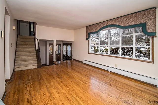 $249,900 | 7348 Farmstead Road, Clay, NY 13088