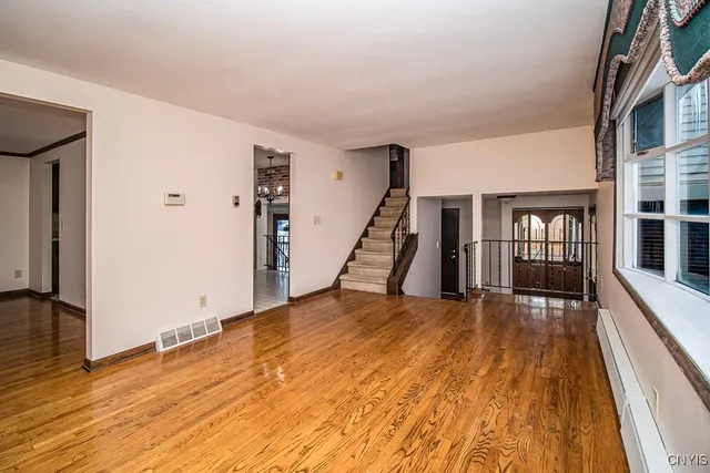 $249,900 | 7348 Farmstead Road, Clay, NY 13088