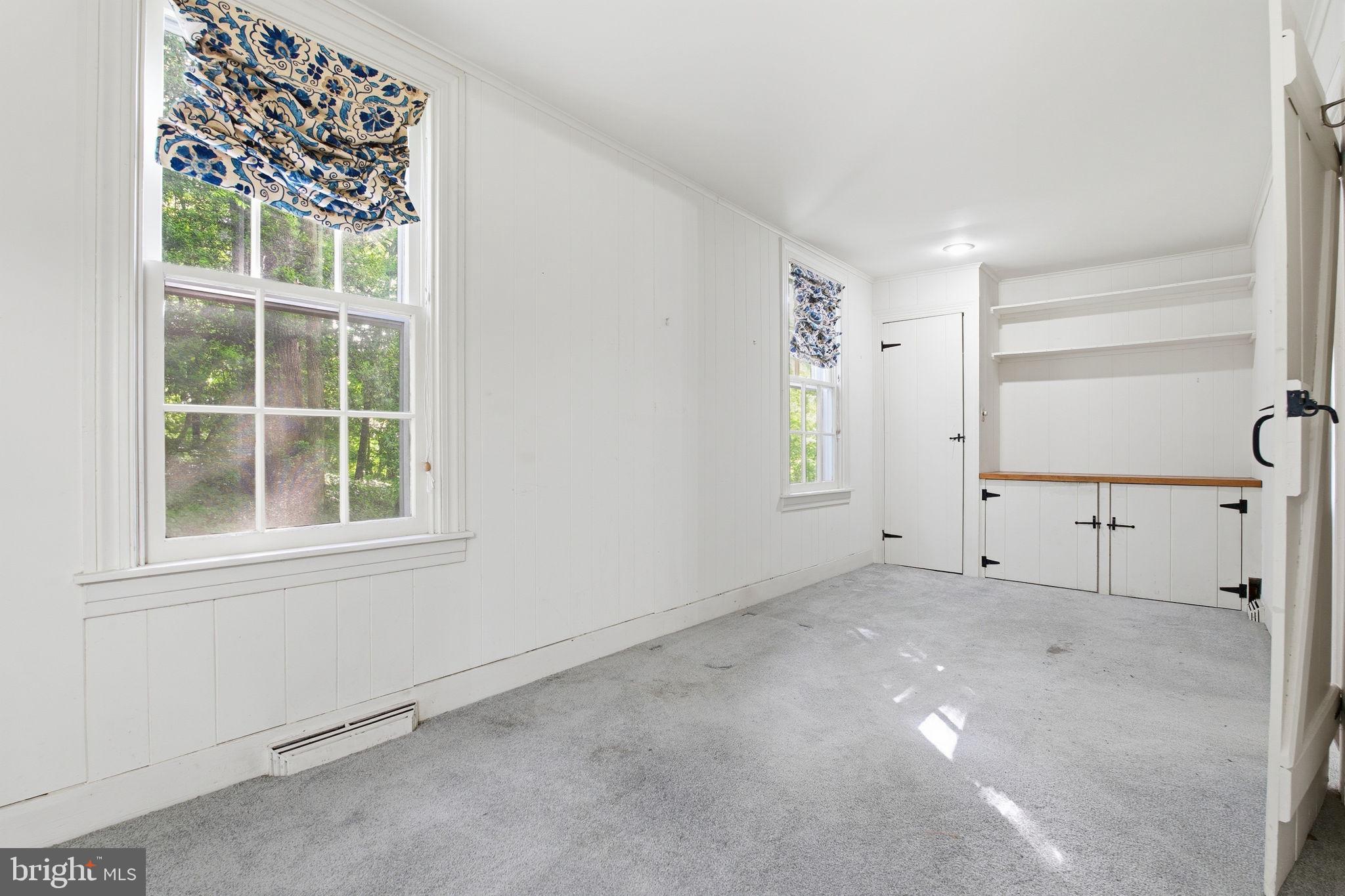362 Severn Road Annapolis, MD 21401 - Photo 19 of 42 Bright, airy room with natural light.