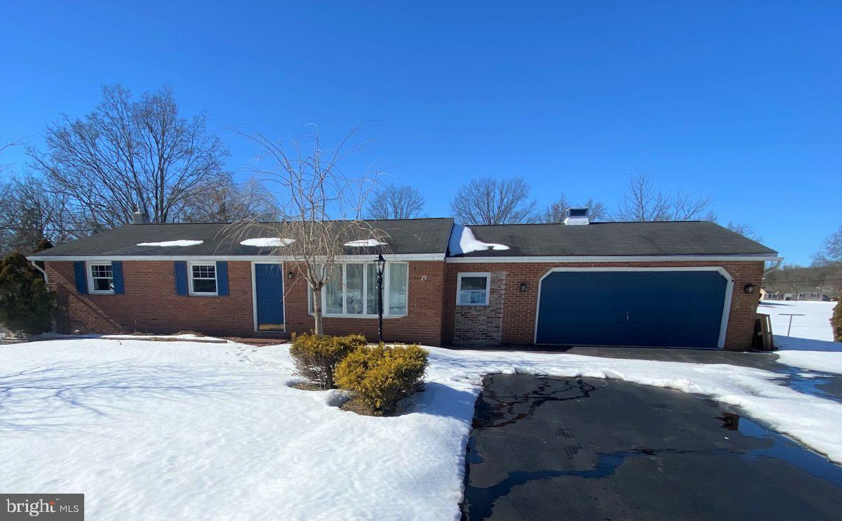 1239 Randy Drive Pottstown, PA 19464 - Photo 1 of 24 Gallery Image 1