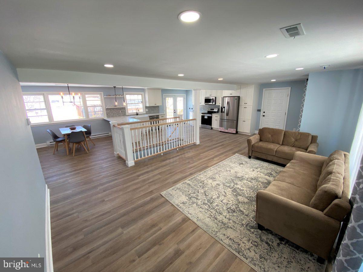 1239 Randy Drive Pottstown, PA 19464 - Photo 2 of 24 Gallery Image 2