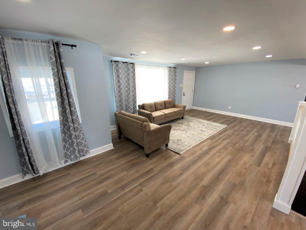 1239 Randy Drive Pottstown, PA 19464 - Photo 7 of 24 Gallery Image 7