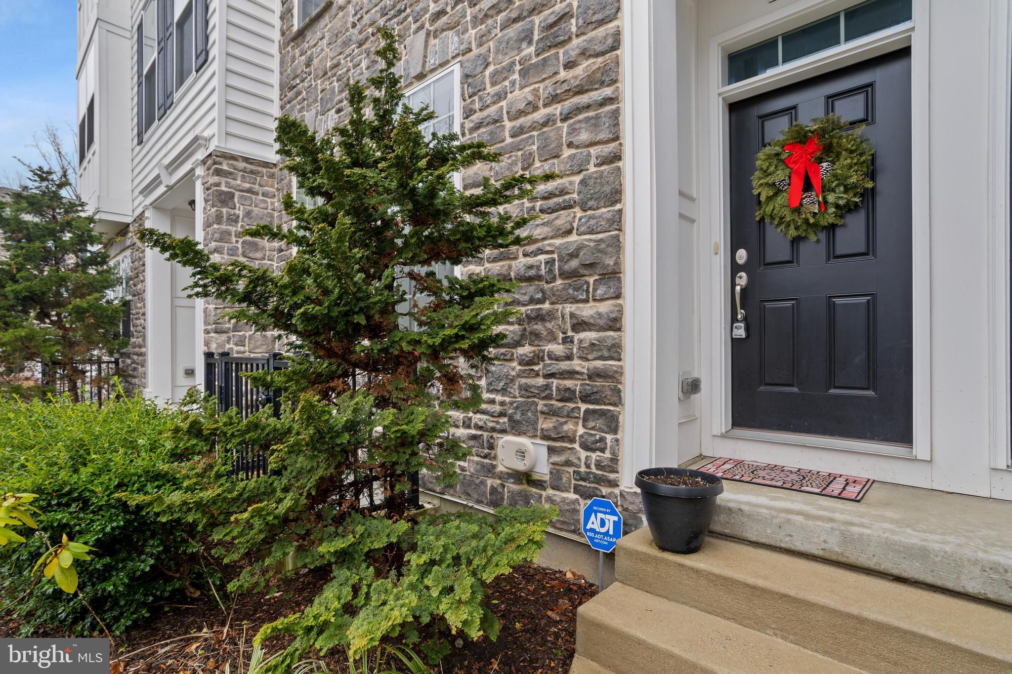 106 Jay Alley Springfield, PA 19064 - Photo 3 of 40 Gallery Image 3