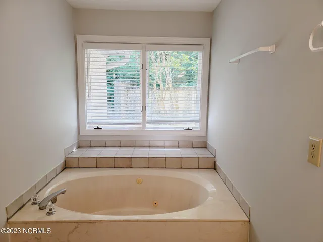 $3,350 | 1811 Prestwick Close, Unit CLOSE, Wilmington, NC 28405