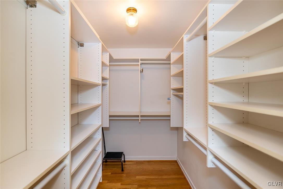 900 Wedgewood Road Bethlehem, PA 18017 - Photo 13 of 20 Master closet