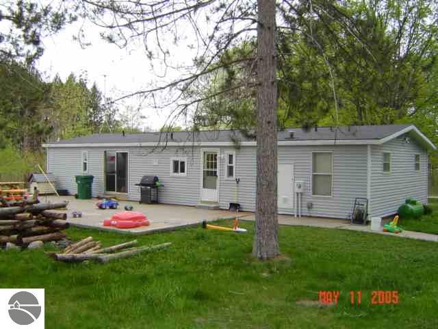 6428 Sparling Road Kingsley, MI 49649 - Photo 4 of 6 1647943-3.JPG