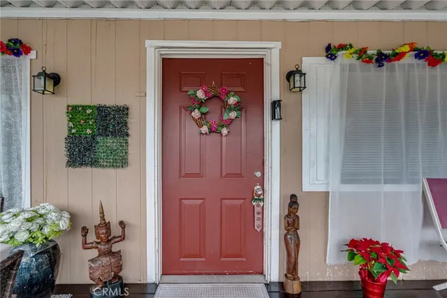 a view of a entryway