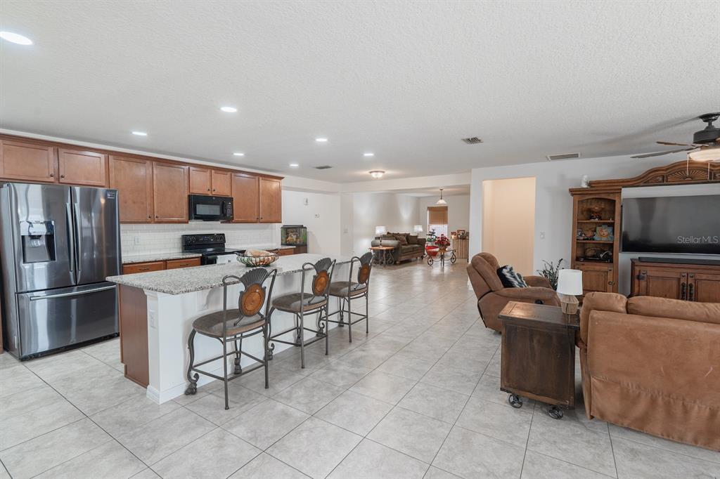 11331 Brighton Knoll Loop Riverview, FL 33579 - Photo 10 of 62