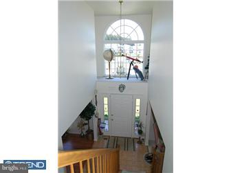 2705 Beacon Drive Sinking Spring, PA 19608 - Photo 9 of 12 Foyer