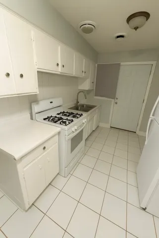 $225,000 | 14547 Blaine Avenue, Posen, IL 60469