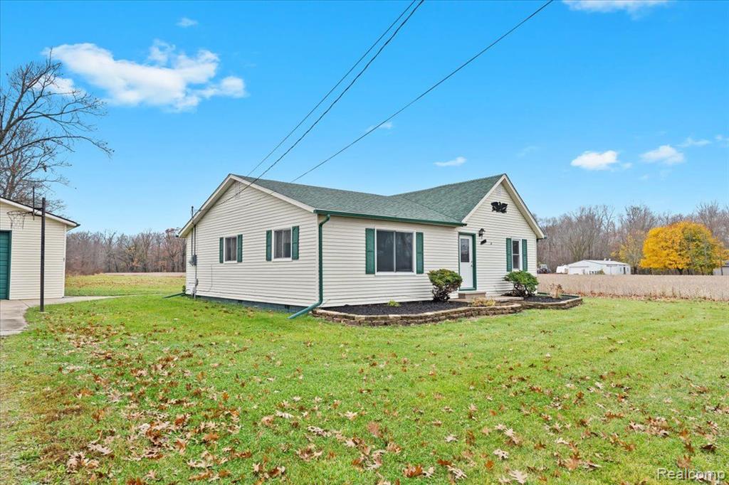 1989 Ready Road Carleton, MI 48117 - Photo 2 of 24