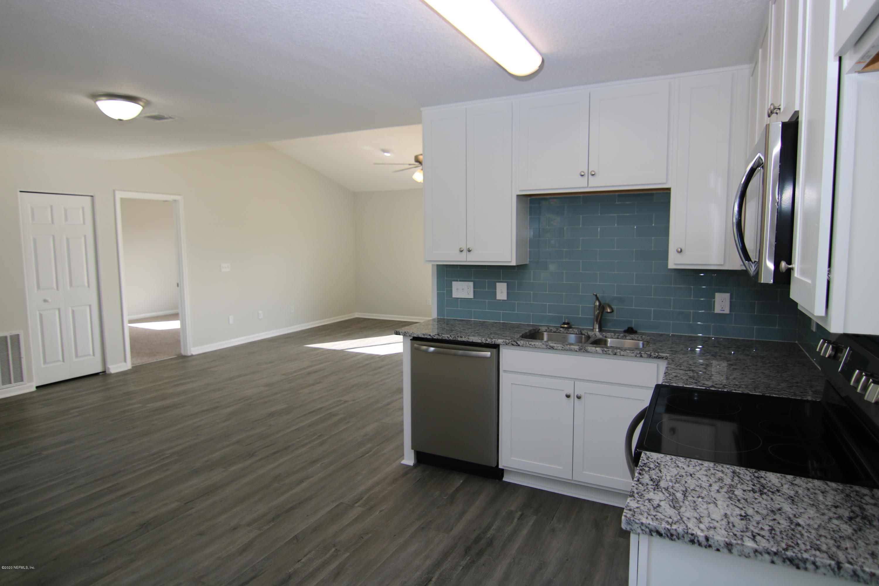 813 Aries Road West Jacksonville, FL 32216 - Photo 12 of 24 IMG_2512