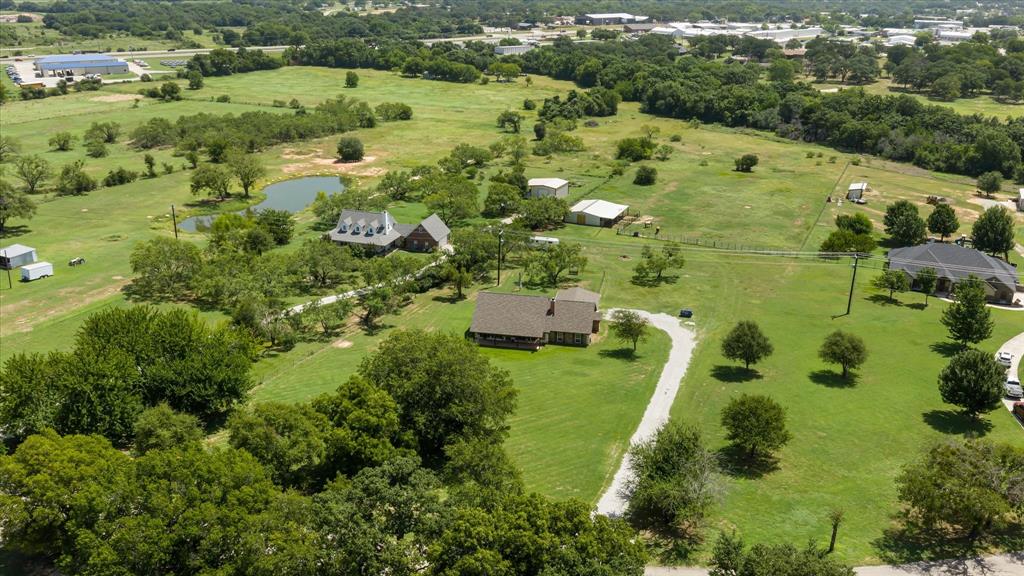 511 Highland Road Springtown, TX 76082 - Photo 26 of 39 Gallery Image 26