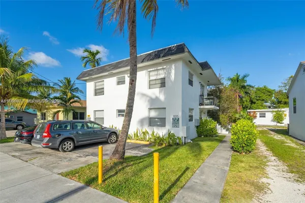 $1,995 | 8315 Northeast Miami Court, Unit 3, Miami, FL 33138