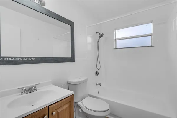 $1,995 | 8315 Northeast Miami Court, Unit 3, Miami, FL 33138