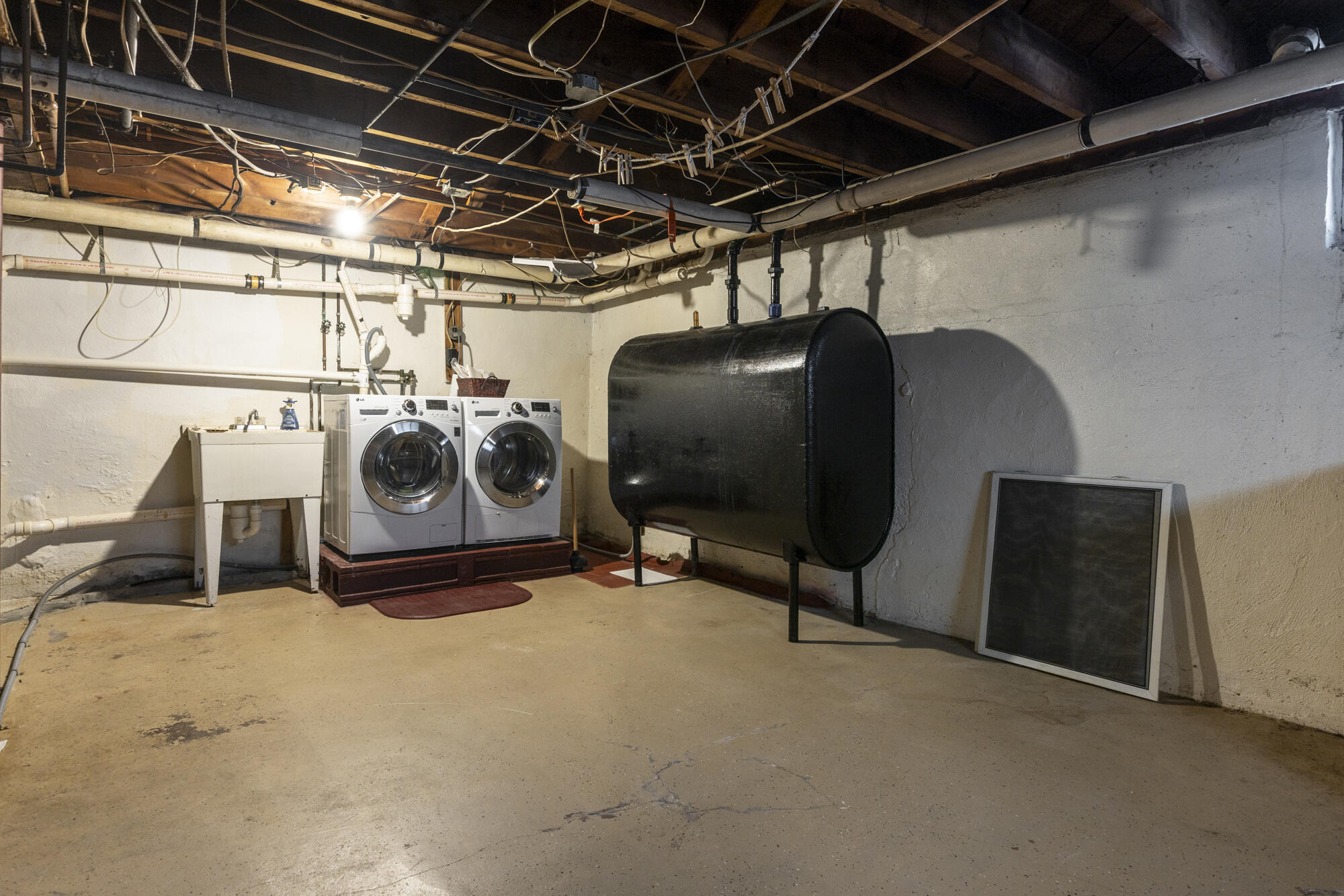 27 Caleb Street Portland, ME 04102 - Photo 32 of 38 Other half of basement
