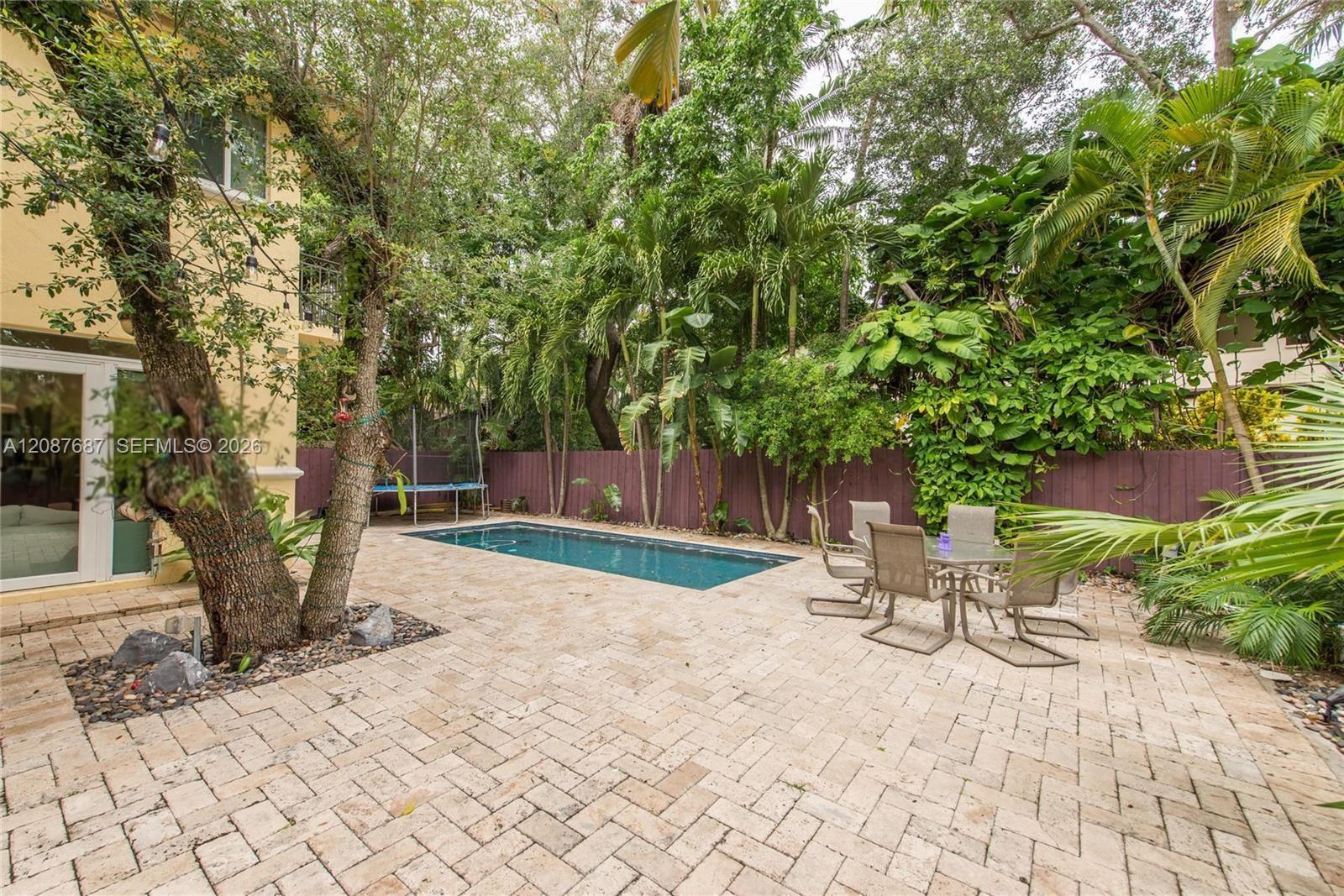 3665 Justison Road Miami, FL 33133 - Photo 11 of 15 Gallery Image 11